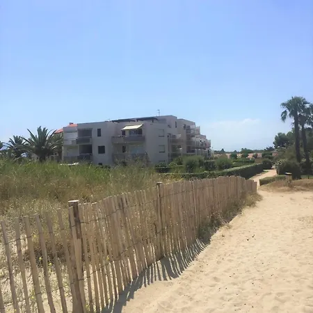 Joli Les Pieds Dans L'eau Avec Piscine Apartament Saint-Cyprien (Pyrenees-Orientales)
